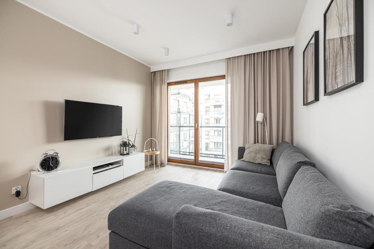 Huoneisto Apartament Blisko Morza, 47m Kw. Dwa Niezalezne Pokoje.